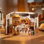 Rolife Becka's Baking House DG161 DIY Miniature House Kit - Image 2